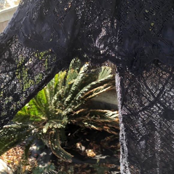 Black Beautiful lace blouse with ruffle xxl - Picture 3 of 11